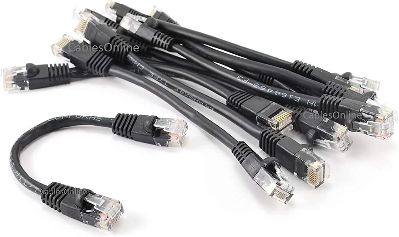 CablesOnline Paquete de 10 cables de parche CAT5e UTP Ethernet RJ45 de 6 pulgadas con 8 hilos completos, negro